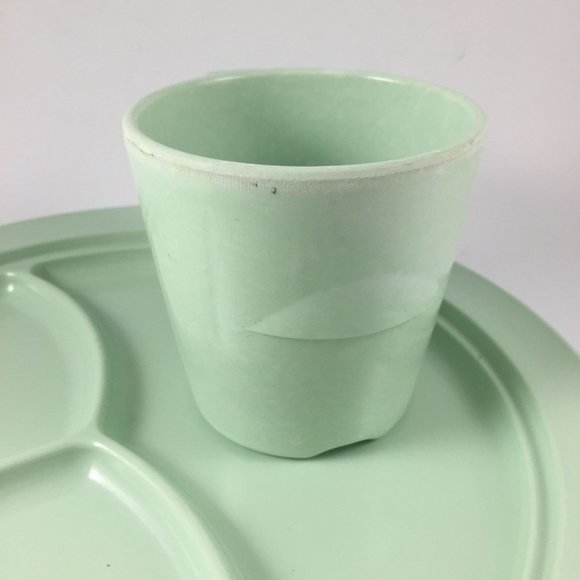 Melmac Divided Plate and Matching Cup Jadite Green Set Mint - Picture 3 of 7